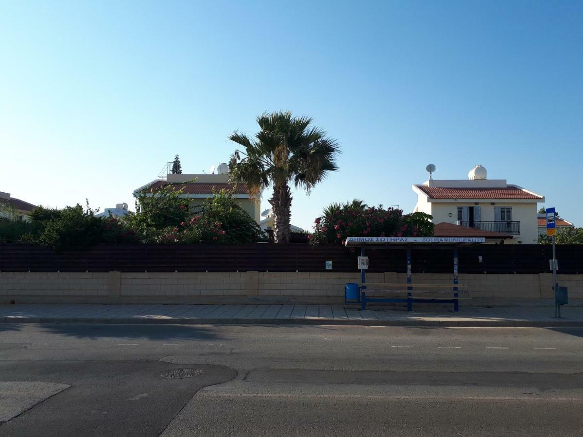 Villa Bouboulina Cyprus アヤナパ エクステリア 写真